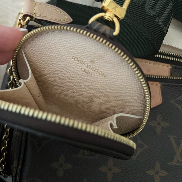 Louis Vuitton Multi Pochette Accessoires - Picture 7 of 8